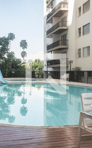 Apartamento à venda com 257m², 5 quartos e 4 vagasÁrea comum - Piscina