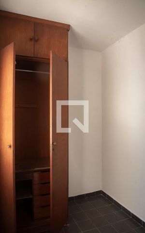 Apartamento à venda com 257m², 5 quartos e 4 vagasQuarto de Serviço
