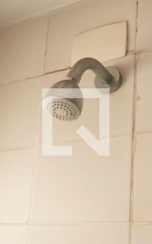 Apartamento à venda com 257m², 5 quartos e 4 vagasBanheiro da Suíte 2
