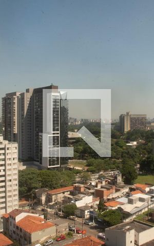 Apartamento à venda com 257m², 5 quartos e 4 vagasVista da Suíte 2