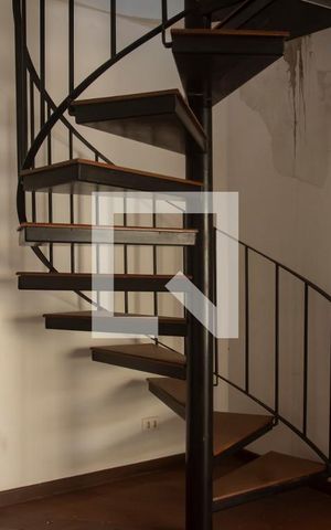 Apartamento à venda com 257m², 5 quartos e 4 vagasSala 1 - Acesso ao 2° piso