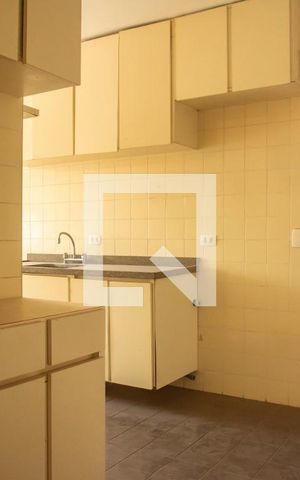 Apartamento à venda com 257m², 5 quartos e 4 vagasCozinha