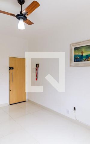 Apartamento à venda com 60m², 2 quartos e 1 vaga Apartamento à venda com 60m², 2 quartos e 1 vagaSala