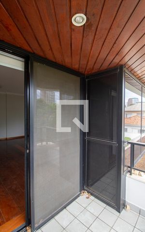 Apartamento para alugar com 102m², 3 quartos e 2 vagasVaranda