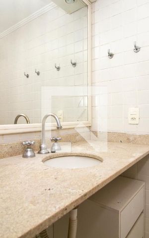 Apartamento para alugar com 102m², 3 quartos e 2 vagasBanheiro da Suíte