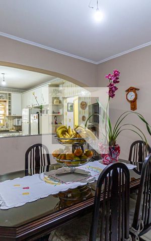 Casa à venda com 198m², 3 quartos e 1 vagaSala de Jantar