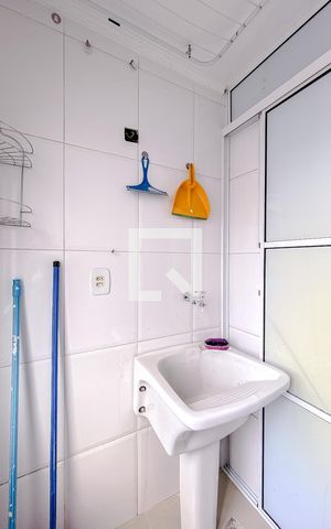 Apartamento para alugar com 61m², 2 quartos e 1 vagaÁrea de Serviço