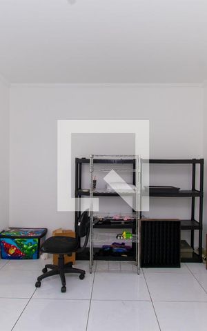 Casa à venda com 415m², 4 quartos e 5 vagas Casa à venda com 415m², 4 quartos e 5 vagasQuarto 2