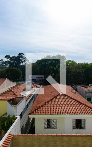Casa à venda com 415m², 4 quartos e 5 vagas Casa à venda com 415m², 4 quartos e 5 vagasVista da Suíte 2