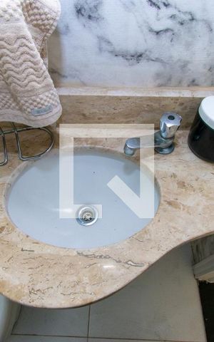 Casa à venda com 415m², 4 quartos e 5 vagas Casa à venda com 415m², 4 quartos e 5 vagasLavabo