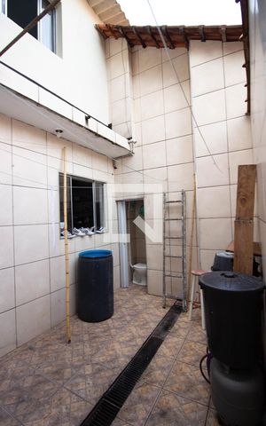 Casa à venda com 100m², 3 quartos e 2 vagas Casa à venda com 100m², 3 quartos e 2 vagasÁrea de Serviço