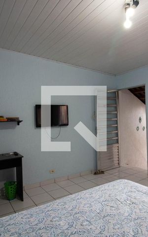 Casa à venda com 100m², 3 quartos e 2 vagas Casa à venda com 100m², 3 quartos e 2 vagasQuarto 3