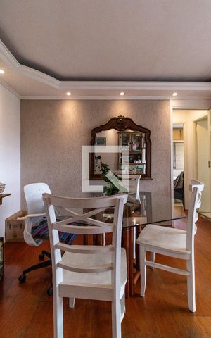 Apartamento à venda com 60m², 2 quartos e 1 vaga Apartamento à venda com 60m², 2 quartos e 1 vagaSala de Jantar
