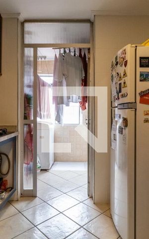 Apartamento à venda com 60m², 2 quartos e 1 vaga Apartamento à venda com 60m², 2 quartos e 1 vagaCozinha