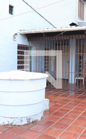 Casa à venda com 240m², 4 quartos e 2 vagasSacada