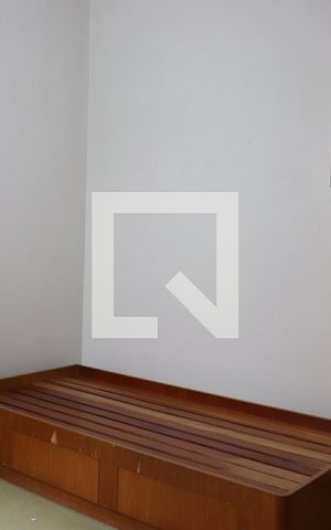 Casa à venda com 240m², 4 quartos e 2 vagasQuarto