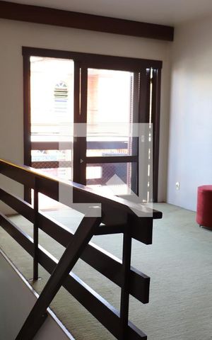 Casa à venda com 240m², 4 quartos e 2 vagasSala