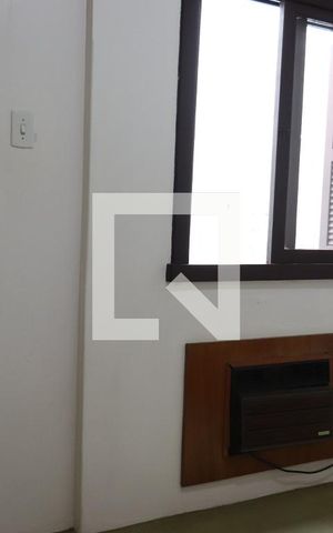 Casa à venda com 240m², 4 quartos e 2 vagasQuarto