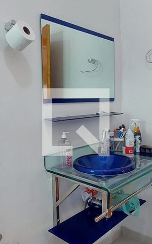 Casa para alugar com 460m², 4 quartos e 4 vagas Casa para alugar com 460m², 4 quartos e 4 vagasBanheiro 2