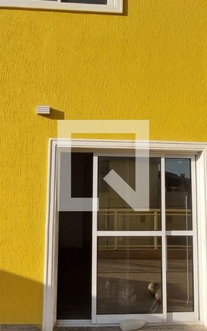 Casa para alugar com 460m², 4 quartos e 4 vagas Casa para alugar com 460m², 4 quartos e 4 vagasVaranda
