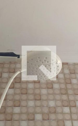 Casa para alugar com 460m², 4 quartos e 4 vagas Casa para alugar com 460m², 4 quartos e 4 vagasBanheiro 1 chuveiro