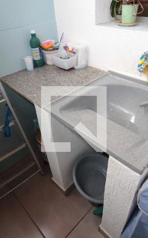 Casa de condomínio à venda com 71m², 2 quartos e 1 vagaÁrea de Serviço