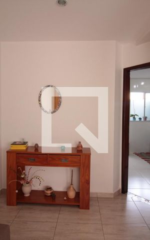 Casa de condomínio à venda com 71m², 2 quartos e 1 vagaSala