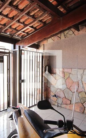 Casa de condomínio à venda com 71m², 2 quartos e 1 vagaGaragem