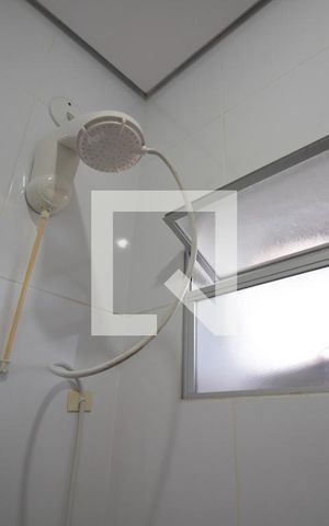 Casa de condomínio à venda com 71m², 2 quartos e 1 vagaBanheiro Social 2