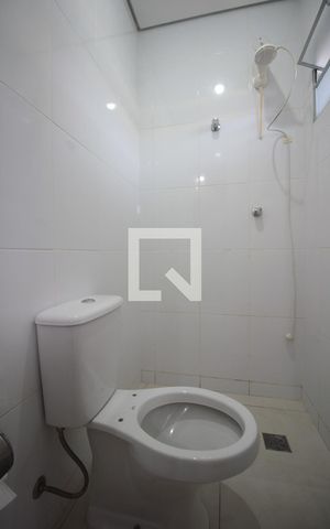 Casa de condomínio à venda com 71m², 2 quartos e 1 vagaBanheiro Social 2