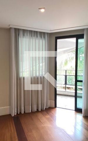 Casa de condomínio à venda com 3500m², 4 quartos e 16 vagasSuíte 1