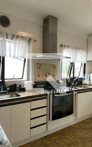 Casa de condomínio à venda com 3500m², 4 quartos e 16 vagasCozinha