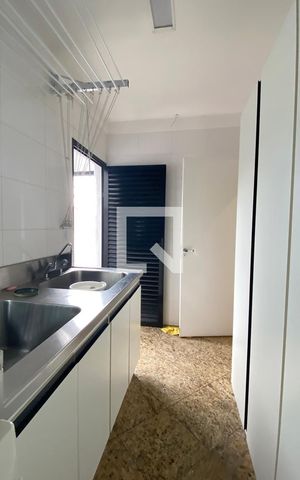 Casa de condomínio à venda com 3500m², 4 quartos e 16 vagasÁrea de Serviço