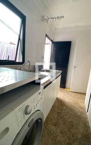 Casa de condomínio à venda com 3500m², 4 quartos e 16 vagasÁrea de Serviço