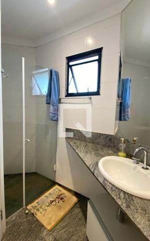 Casa de condomínio à venda com 3500m², 4 quartos e 16 vagasBanheiro da Suíte 4
