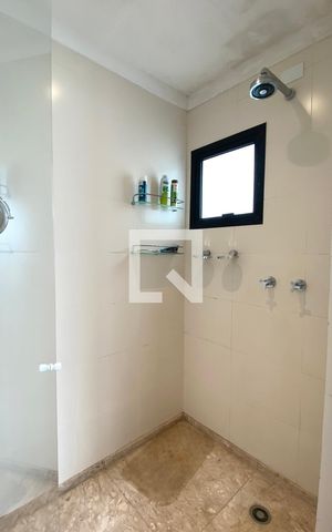 Casa de condomínio à venda com 3500m², 4 quartos e 16 vagasBanheiro da Suíte 1