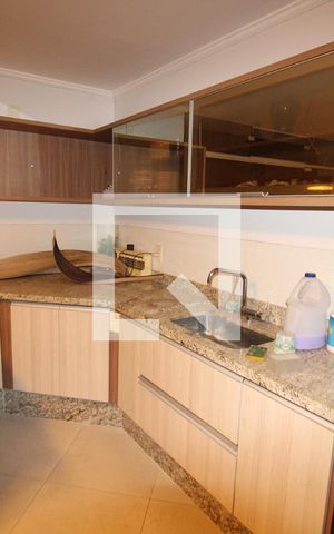 Casa à venda com 350m², 4 quartos e 4 vagasÁrea de Lazer