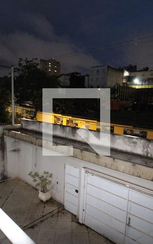 Casa à venda com 350m², 4 quartos e 4 vagasQuarto 1 - Varanda