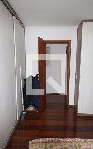 Casa à venda com 350m², 4 quartos e 4 vagasQuarto 2