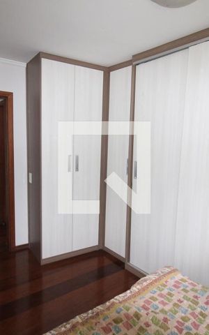 Casa à venda com 350m², 4 quartos e 4 vagasQuarto 2