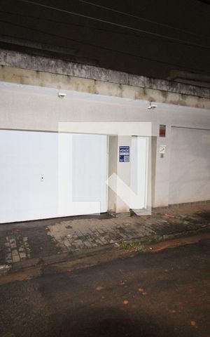 Casa à venda com 350m², 4 quartos e 4 vagasFachada
