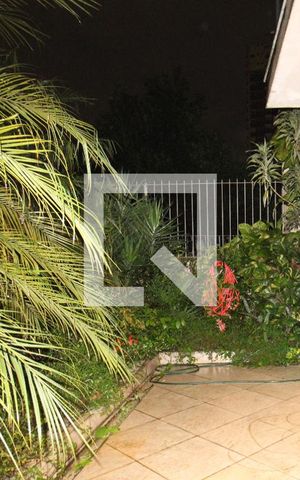 Casa à venda com 350m², 4 quartos e 4 vagasÁrea de Lazer