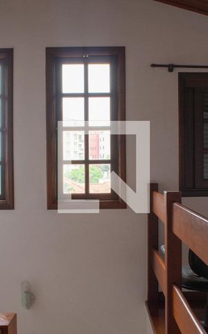 Casa para alugar com 270m², 4 quartos e 5 vagas Casa para alugar com 270m², 4 quartos e 5 vagasQuarto da suíte 1 - vista