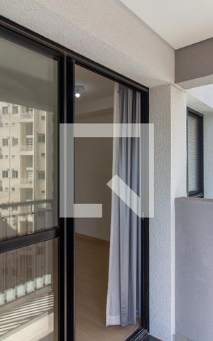 Studio à venda com 25m², 1 quarto e sem vaga Studio à venda com 25m², 1 quarto e sem vagaStudio Varanda