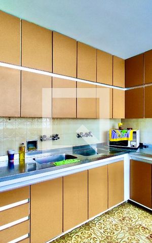 Apartamento à venda com 205m², 4 quartos e 3 vagas Apartamento à venda com 205m², 4 quartos e 3 vagasCopa / Cozinha