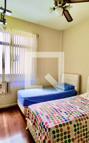 Apartamento à venda com 205m², 4 quartos e 3 vagas Apartamento à venda com 205m², 4 quartos e 3 vagasQuarto 2