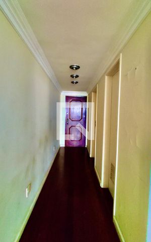 Apartamento à venda com 205m², 4 quartos e 3 vagas Apartamento à venda com 205m², 4 quartos e 3 vagasSala
