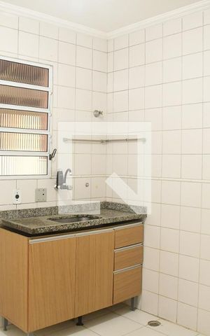 Casa de condomínio para alugar com 67m², 2 quartos e 2 vagasCozinha