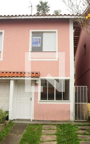 Casa de condomínio para alugar com 67m², 2 quartos e 2 vagasFachada