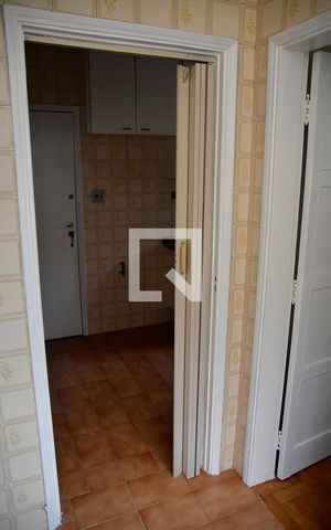 Apartamento à venda com 145m², 3 quartos e 1 vagaÁrea de Serviço